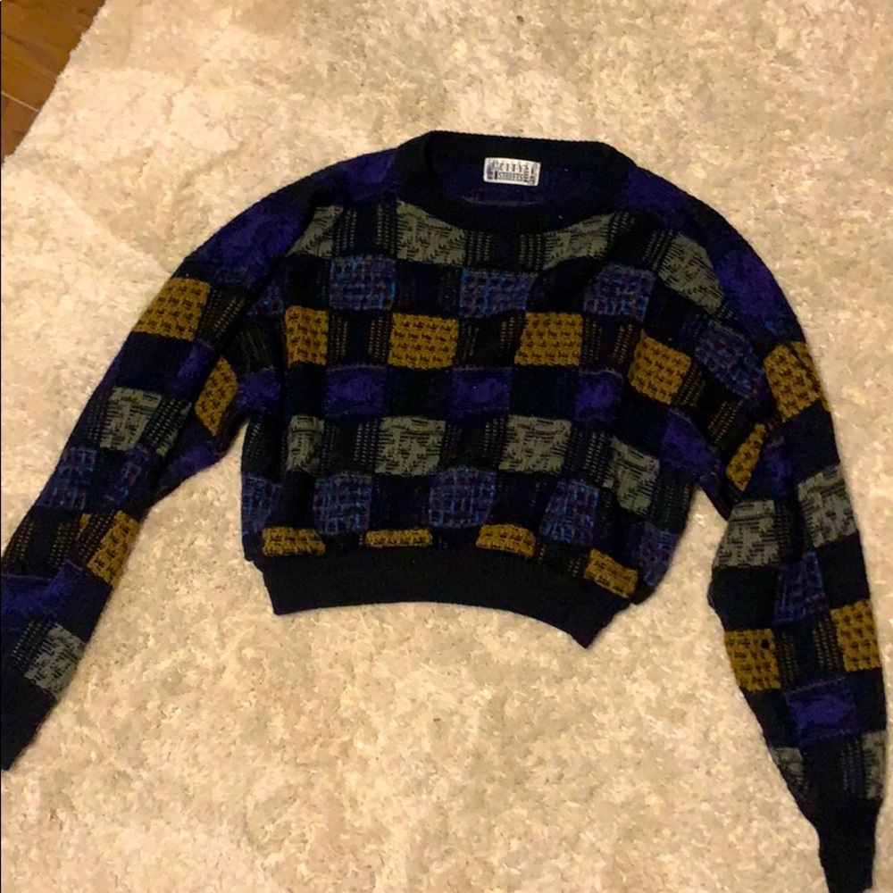 Vintage crop top sweater